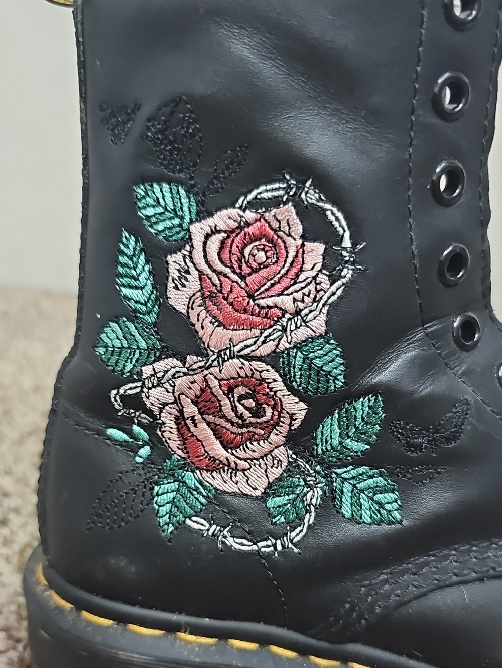 DR. MARTENS VONDA CHAIN II COMBAT BOOTS BFPM-08-076 - Picture 11 of 14